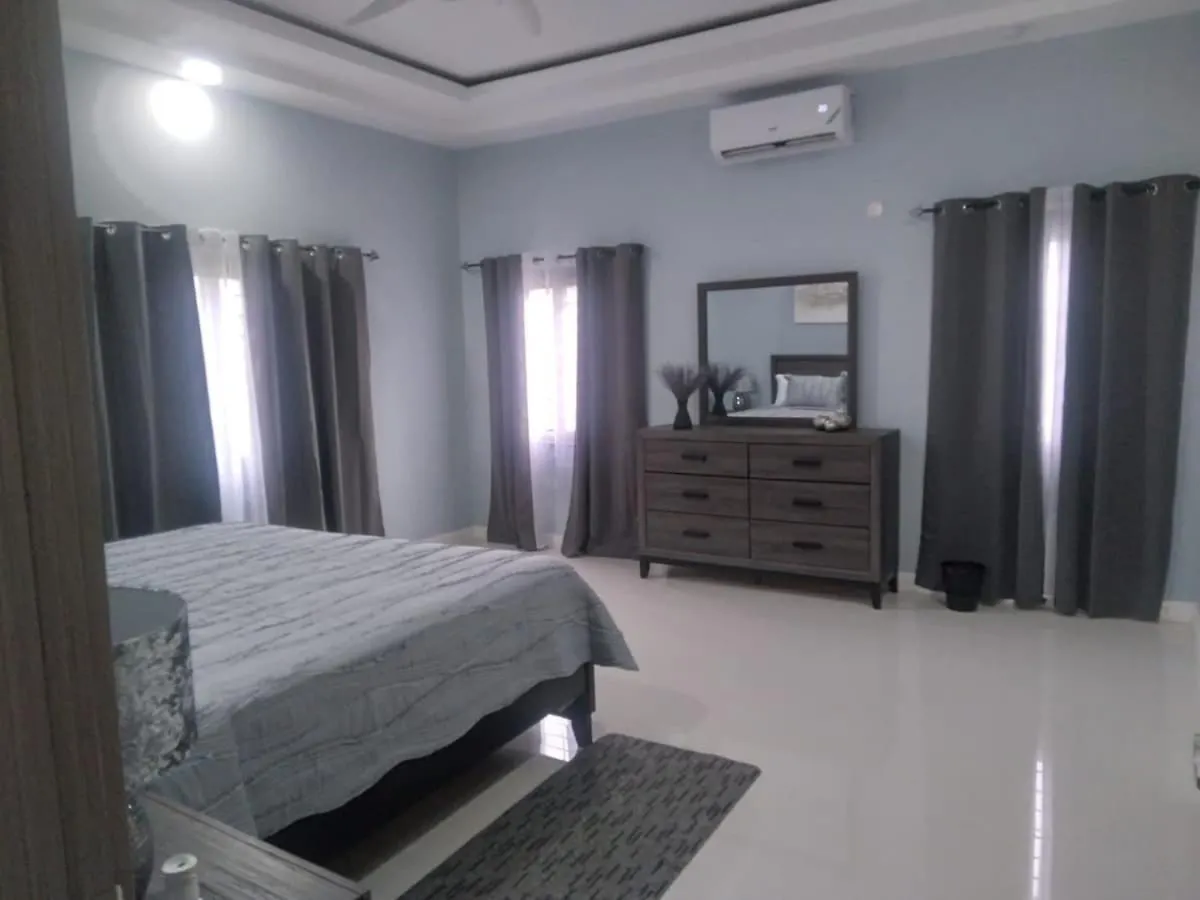 Montana Villa - Luxury 2-Bedroom Stay Near Ocho Rios Attractions Jamajka